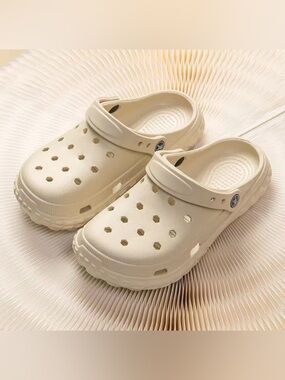 Minimalist Beige Clogs Lightweight Comfort Slides Unisex Casual Slip-On Sandals